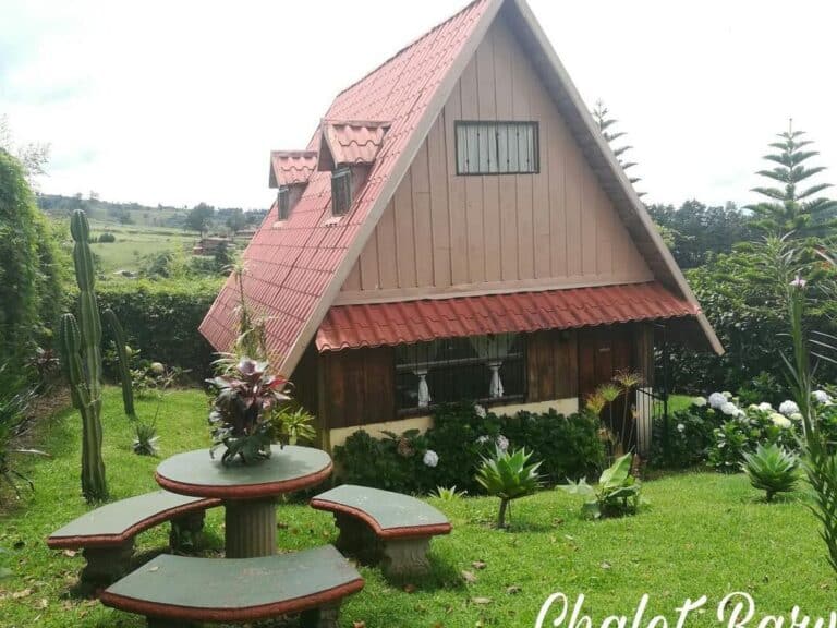 Hotel Chalets Los Volcanes