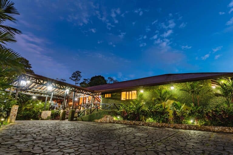 Río Celeste Hideaway Hotel
