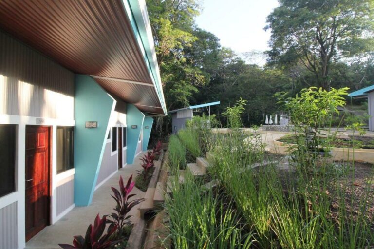 Teva Hotel & Jungle Reserve